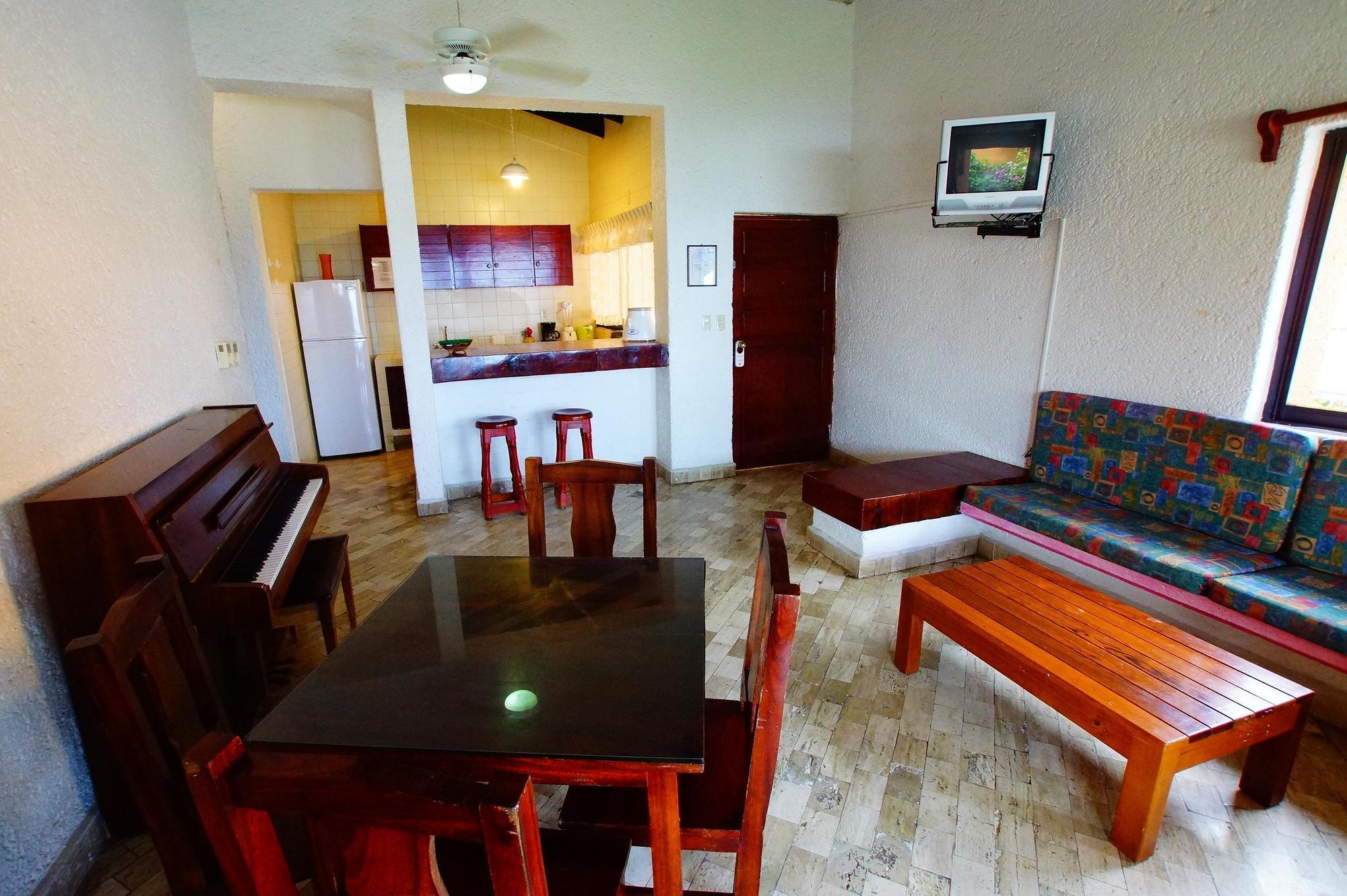 Villas Miramar Zihuatanejo Bagian luar foto