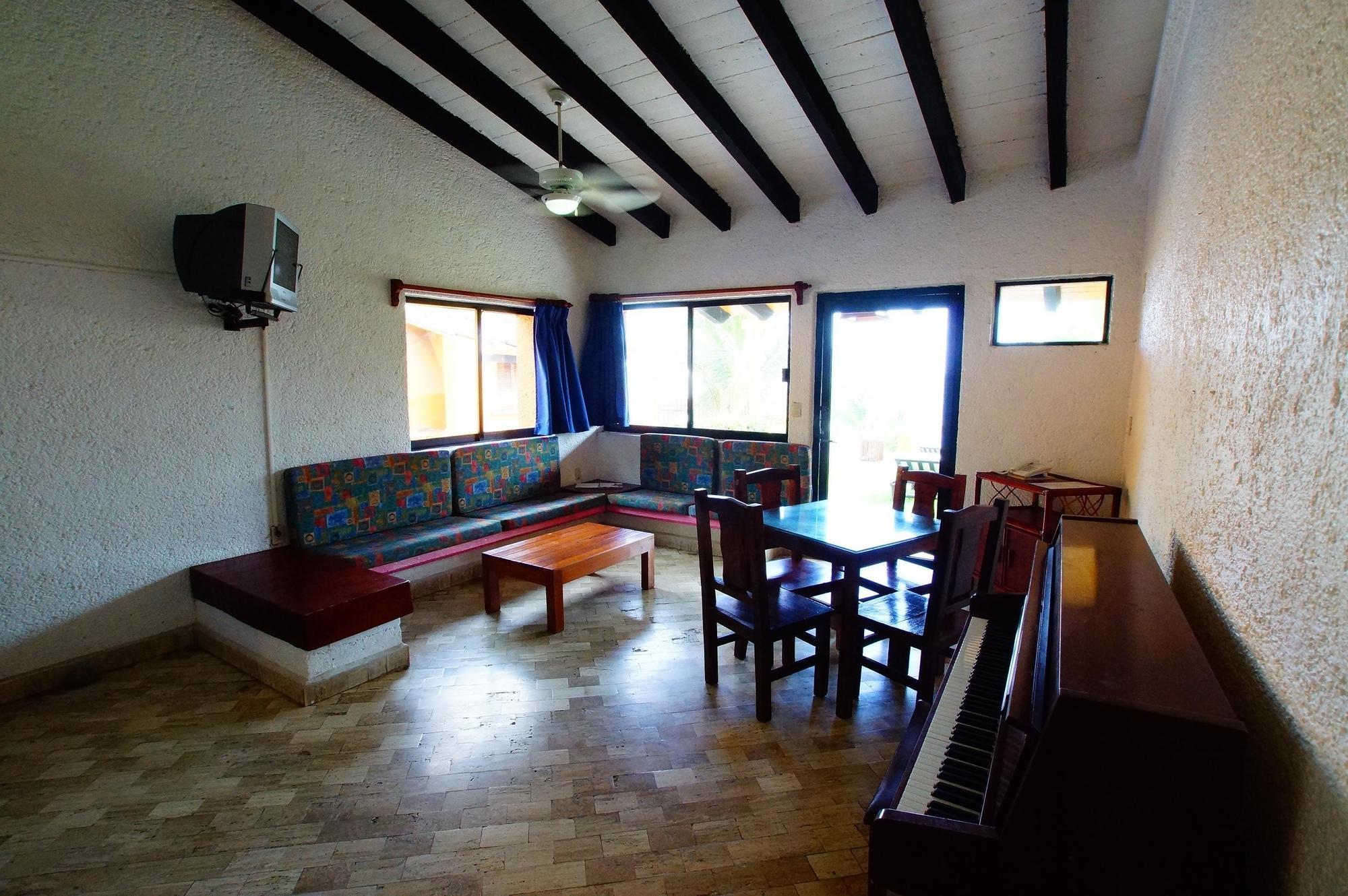 Villas Miramar Zihuatanejo Bagian luar foto